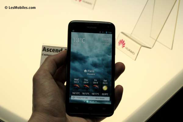 Huawei Ascend D1 Quad XL : vue de face 2
