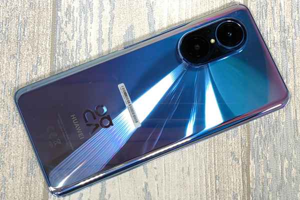 Dos du Huawei Nova 9 SE