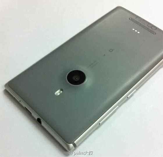 Trois Lumia, dont une phablet, en approche chez Nokia
