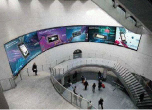 Nokia affiche le N8 un peu partout