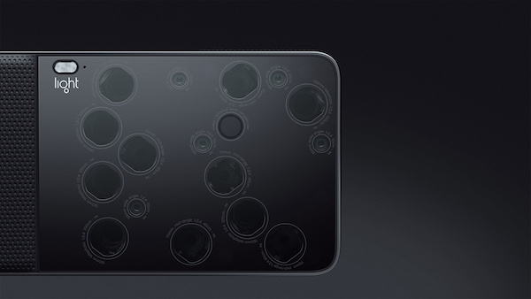 Light L16 : curiosité de technophile ou vraie évolution photographique ?