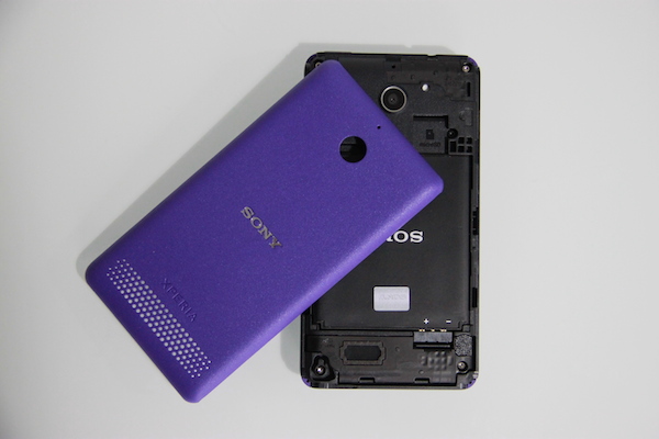 Sony Xperia E1 ouvert