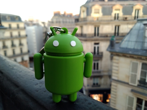 Asus ZenFone Max Pro (M1) photo