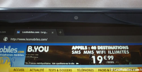 Sony Tablet S : capteur photo avant></p><br />
<br />
<p style=