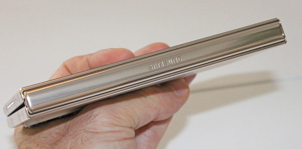 image PEM GALAXY Z FOLD4 Details 005.jpg