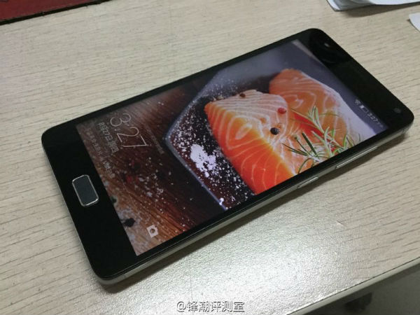 Lenovo Vibe P1 : des photos en fuite avant son annonce à l'IFA