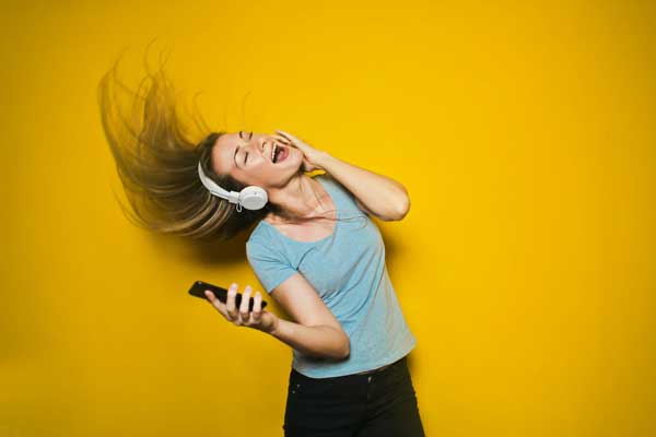 Top 3 des meilleurs forfaits mobiles avec 100 Go à pas plus de 10 €