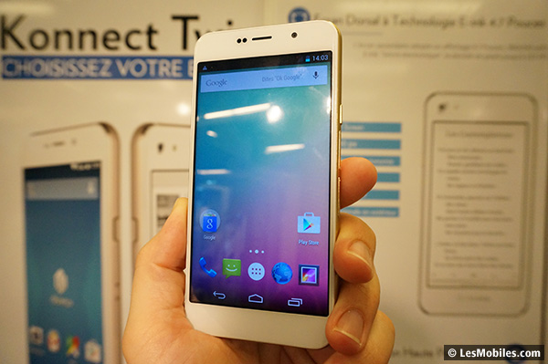 Danew Konnect Twin, le smartphone 4G double écran qui veut concurrencer le YotaPhone