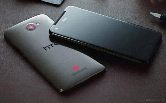 photos de presse du HTC Deluxe DLX