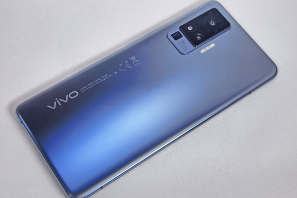 Vivo X51 5G dos brillant