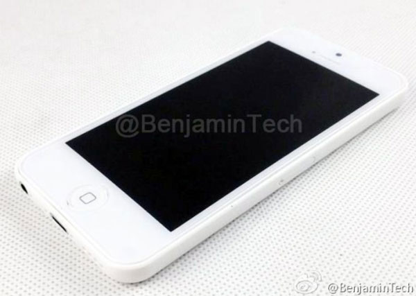 iPhone Lite / low cost : 2 prétendants pour un seul trône ?