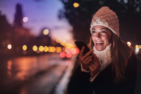 Forfaits mobiles 80Go : Quelle promo choisir, SOSH, Free Mobile, RED by SFR ou Bouygues Telecom ?