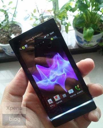 La première photo du Sony Xperia U (ST25i Kumquat)