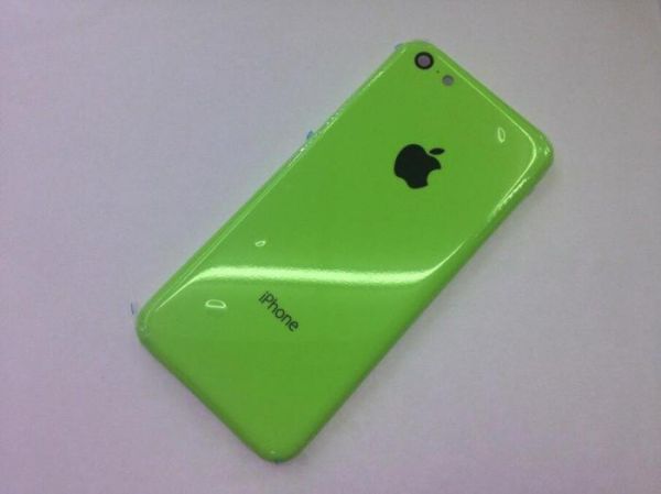 iPhone moins cher : une vie totalement colorée et acidulée