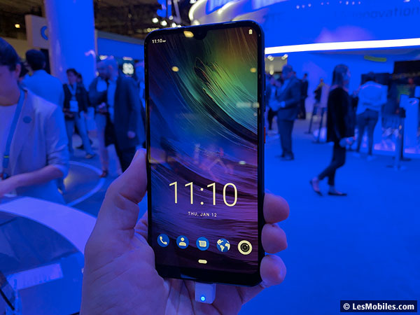 ZTE met à jour son offre milieu de gamme avec le Blade V10 (MWC 2019)