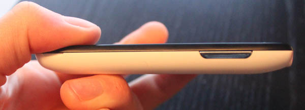 Acer Liquid Z110 Duo : côté
