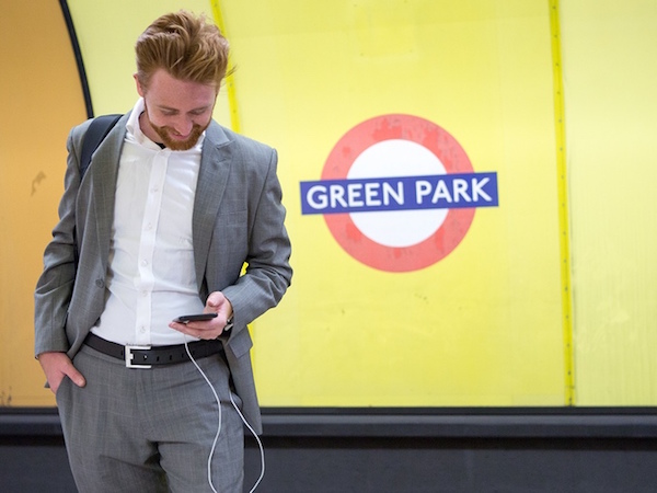 Ion Belt : et si votre ceinture rechargeait votre mobile ?