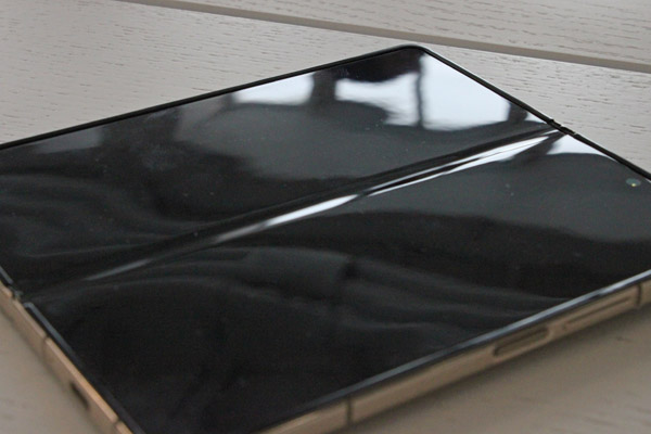 image PEM GALAXY Z FOLD4 Details 009.jpg