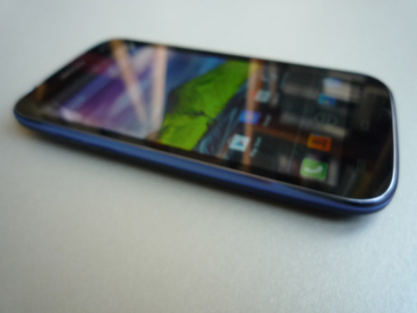 Wiko Cink Five : tranche gauche