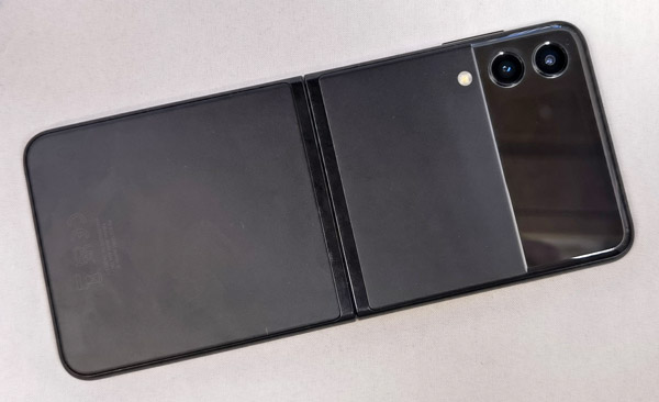 Dos du Samsung Galaxy Z Flip 3