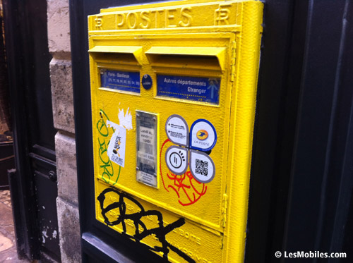 La Poste équipe ses boîtes aux lettres de tags NFC et de flashcodes