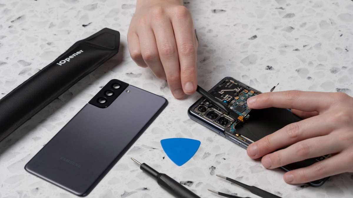 iFixit