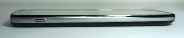Haier Phone W757 gauche