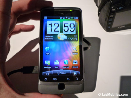 HTC Desire Z avec clavier coulissant