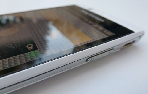 Sony Ericsson Xperia Arc S 8 mégapixels Android 2.3