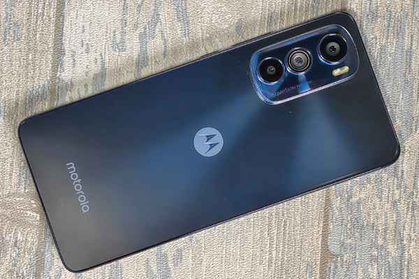 Dos du Motorola edge 30