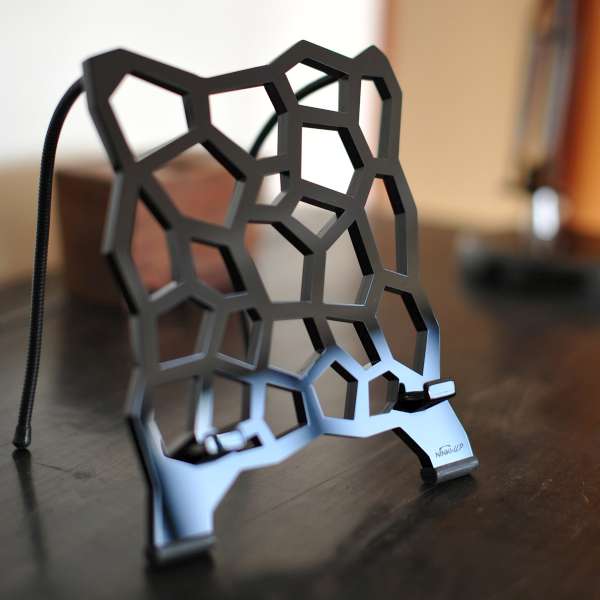Ninki-Up : l'un des stands pour tablettes tactiles les plus intelligents dévoile sa collection 2013