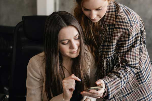 Moins de 48h pour obtenir un forfait mobile 40Go à 8.99€ et sans hausse de prix sur le réseau Orange ou SFR
