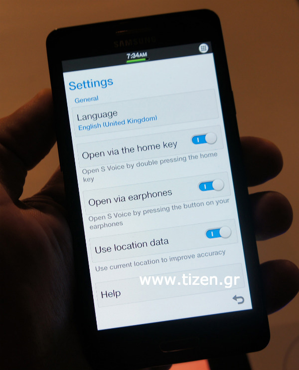 Samsung GT-I8800 Redwood sous Tizen 2.1
