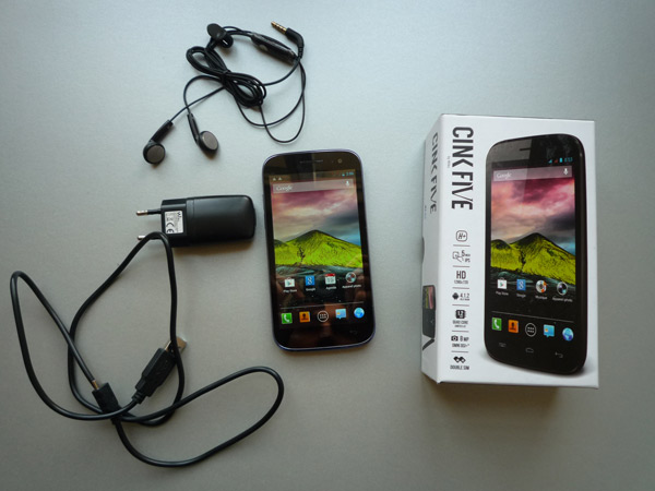 Wiko Cink Five : pack